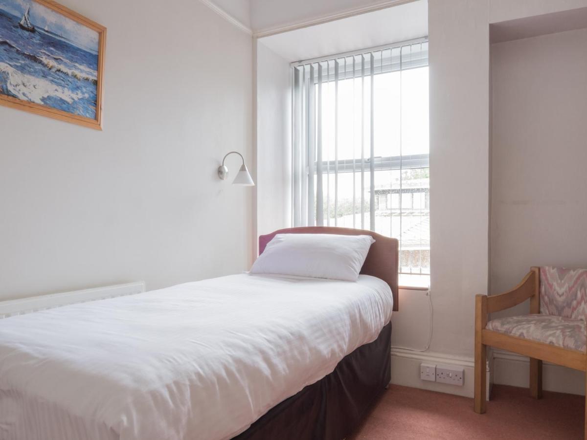 Number One 4* Plymouth